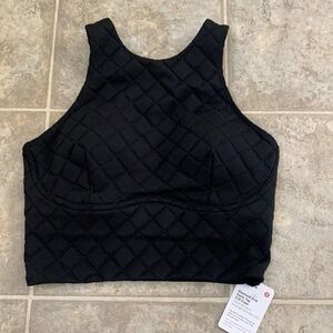 NWT Lululemon Diamond Grid swim top cups C/D black size 4